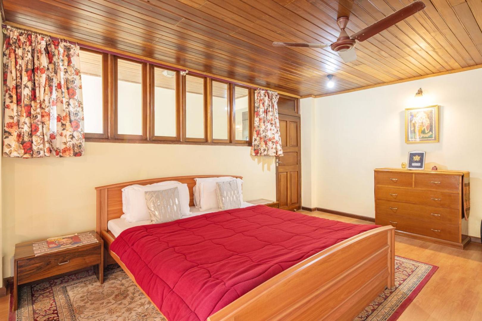 La Ipsing Farm By Stayvista - 3 Bhk Villa With Balcony, Mountain View, Indoor Games, And Pet Friendly Samdong Exteriör bild